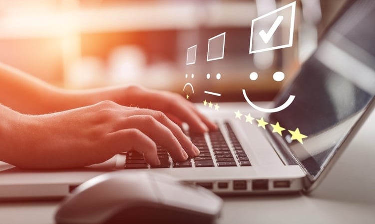 Expérience client dans la banque : 4 enjeux pour fidéliser vos clients