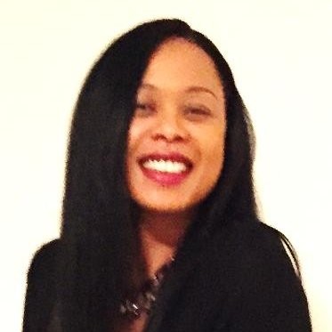 Jeantine Rakotondramanana, Directora de Compromiso con el Cliente de URW Europa.